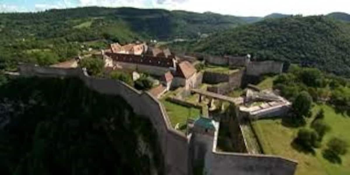 Gite 3 Etoiles "Entre Sources Et Riviere" Besancon Vaire-le-Grand Exterior foto