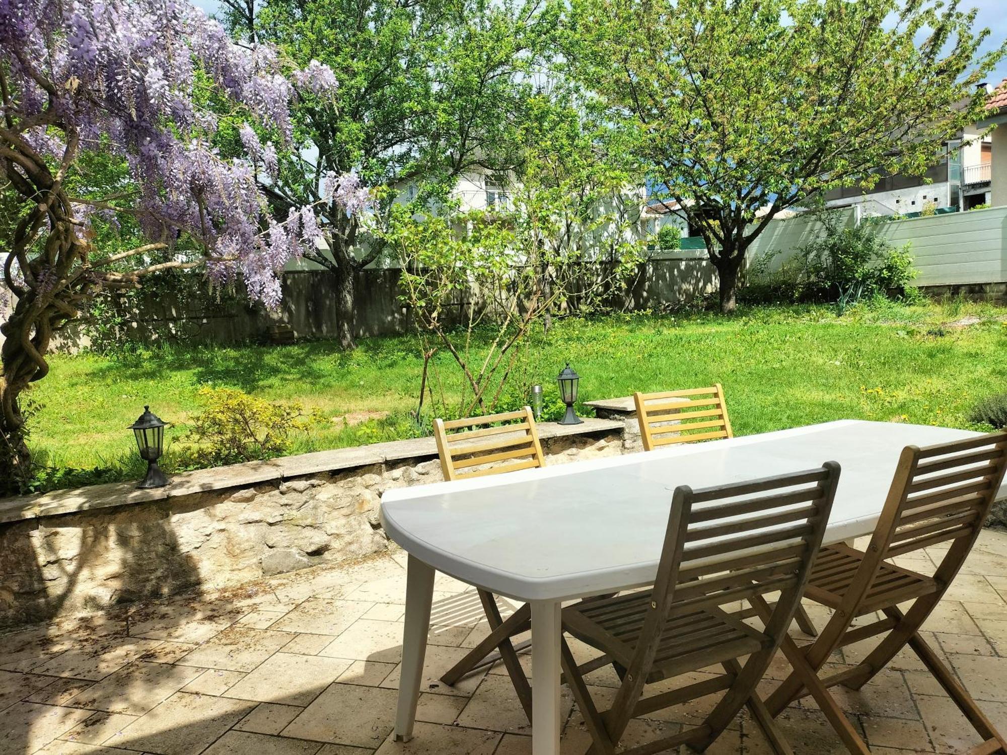Gite 3 Etoiles "Entre Sources Et Riviere" Besancon Vaire-le-Grand Exterior foto